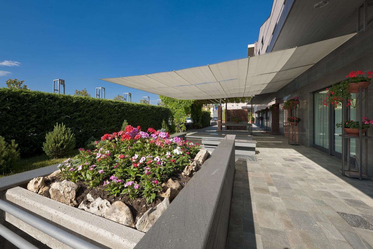 Park Hotel Centro Congressi Potenza Exterior photo